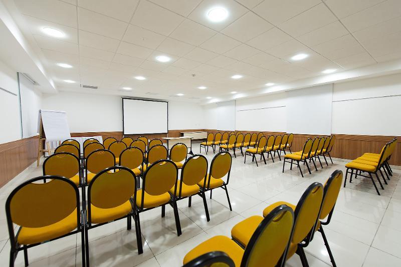 Hotel Atlantico Business Centro Rio de Janeiro Exterior foto The conference hall of the library